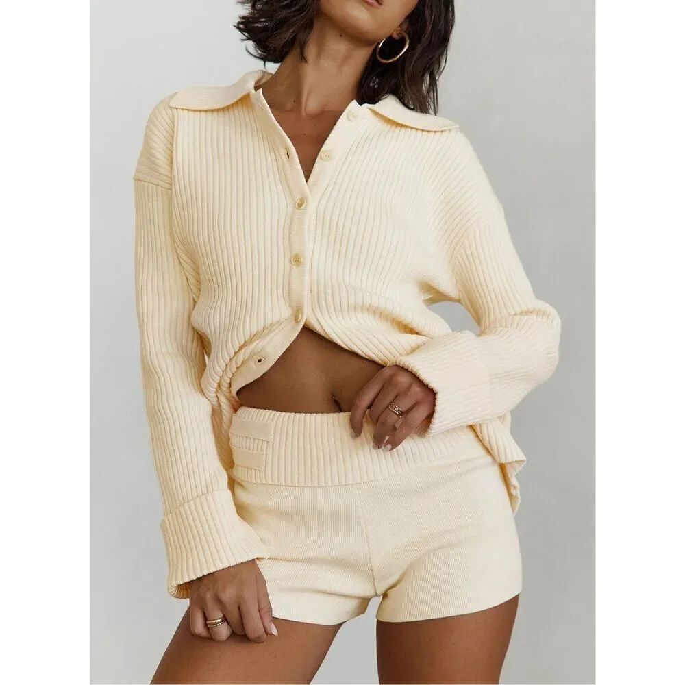 NWT! Princess Polly Cream Ribbed Knit Jhett Shorts US Size 14